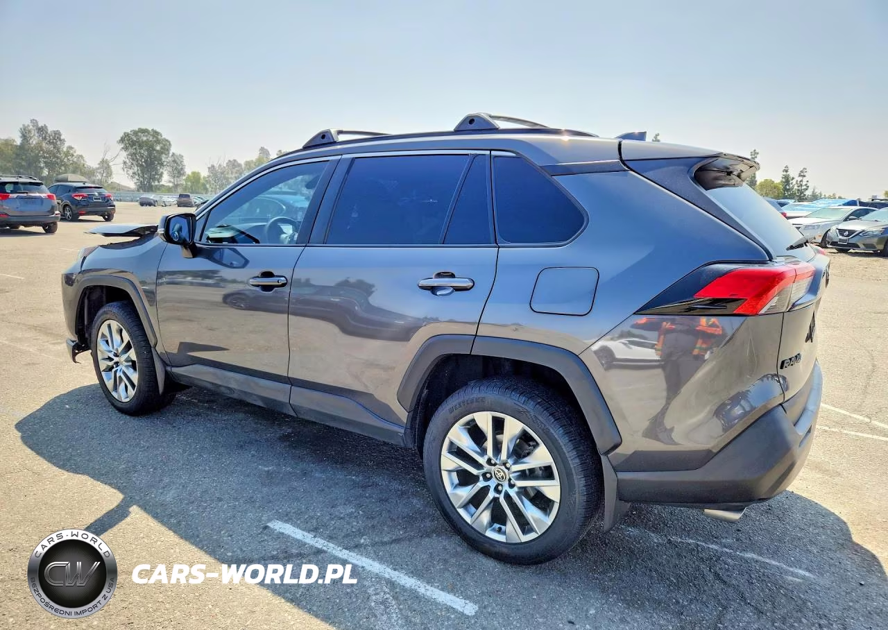 2023 Toyota Rav4 Xle Premium VIN:2T3A1RFV3PW345246 - 2