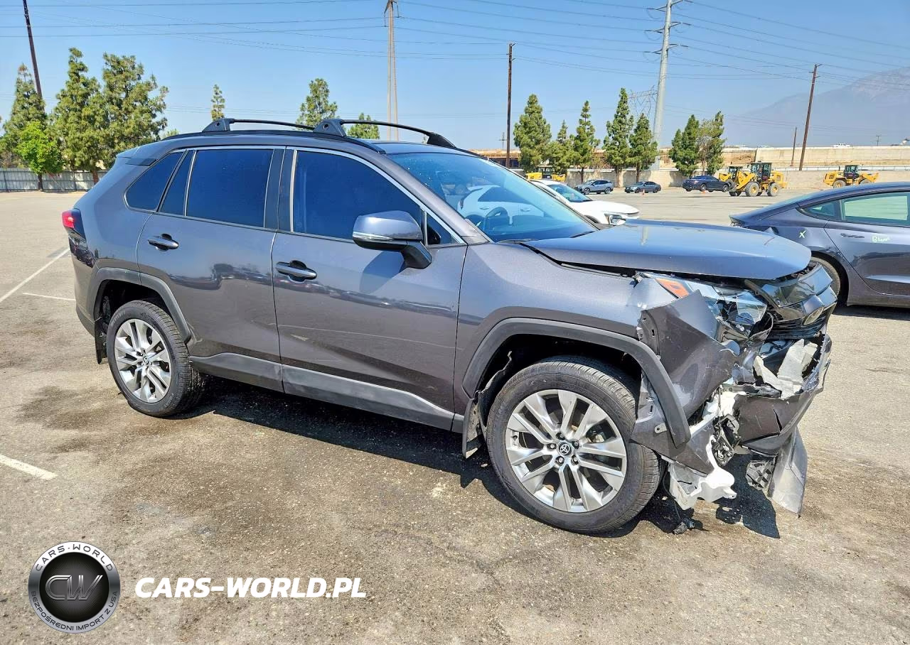 2023 Toyota Rav4 Xle Premium VIN:2T3A1RFV3PW345246 - 4