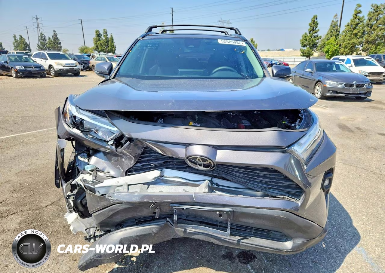 2023 Toyota Rav4 Xle Premium VIN:2T3A1RFV3PW345246 - 5