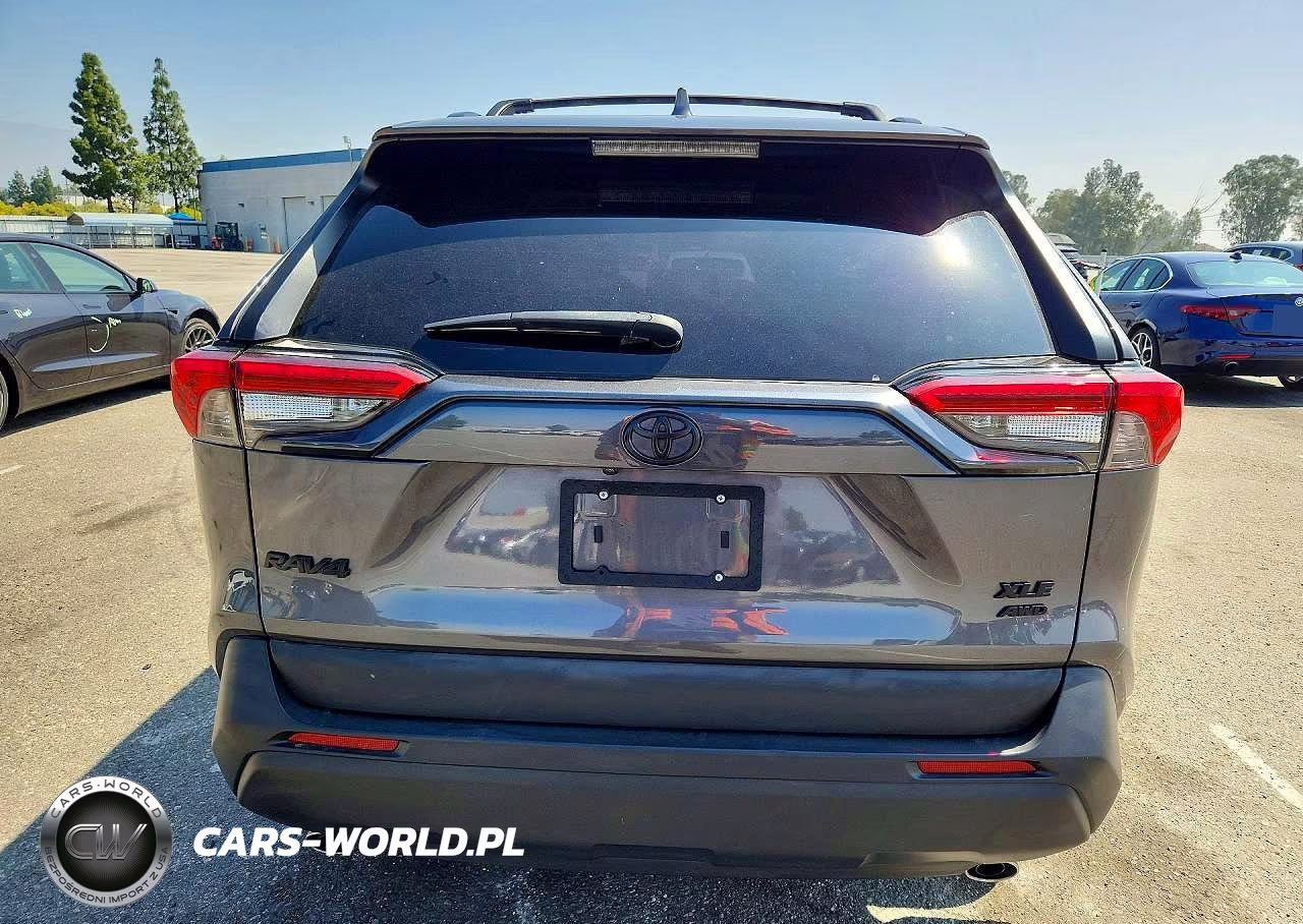 2023 Toyota Rav4 Xle Premium VIN:2T3A1RFV3PW345246 - 6
