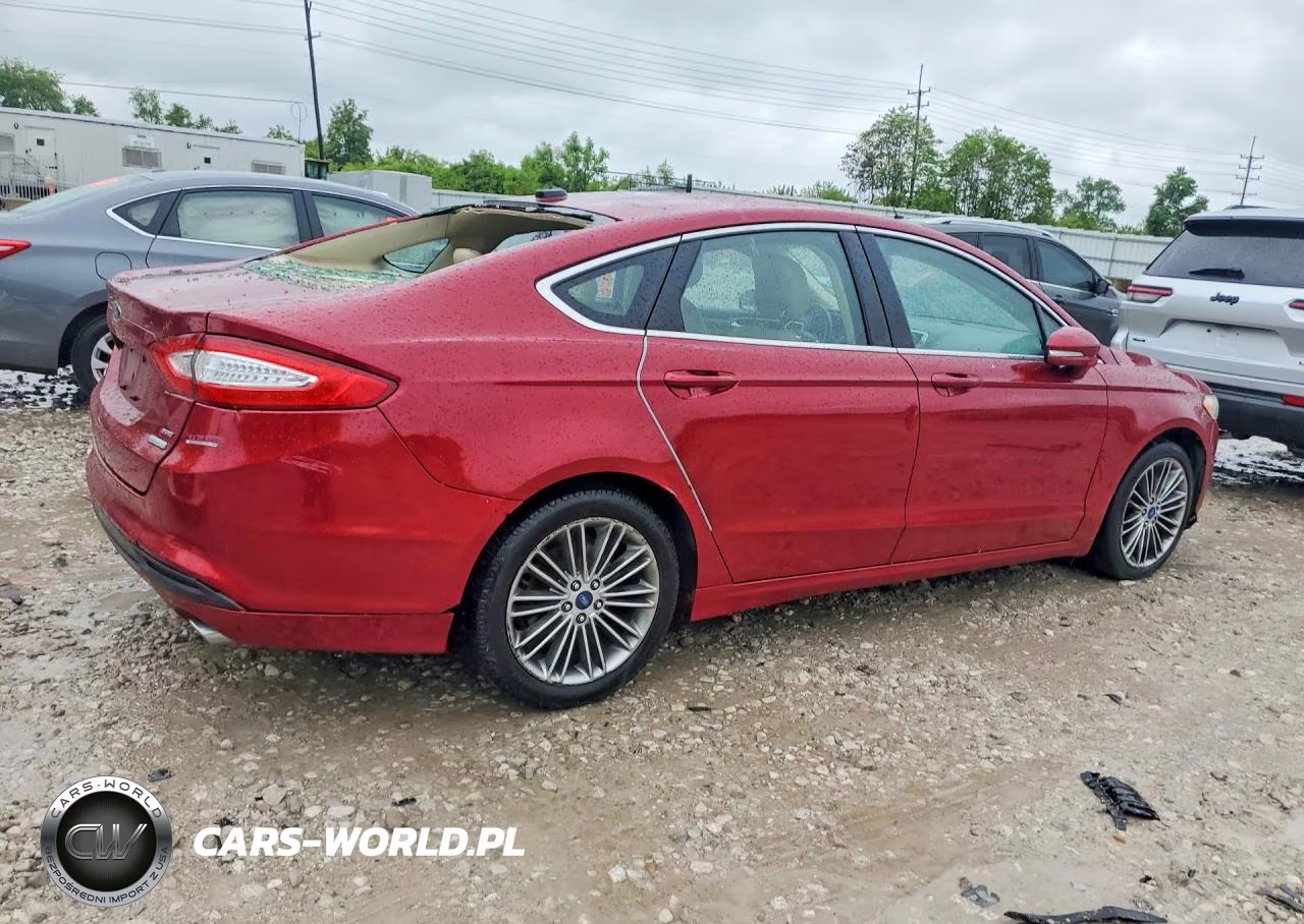2013 Ford Fusion Se VIN:3FA6P0HR8DR370729 - 3