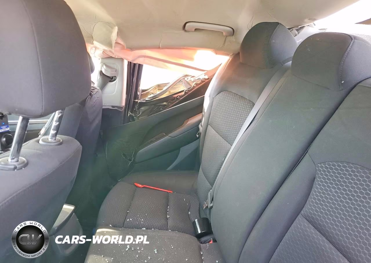 2019 Hyundai Elantra Sel VIN:5NPD84LF6KH404573 - 10