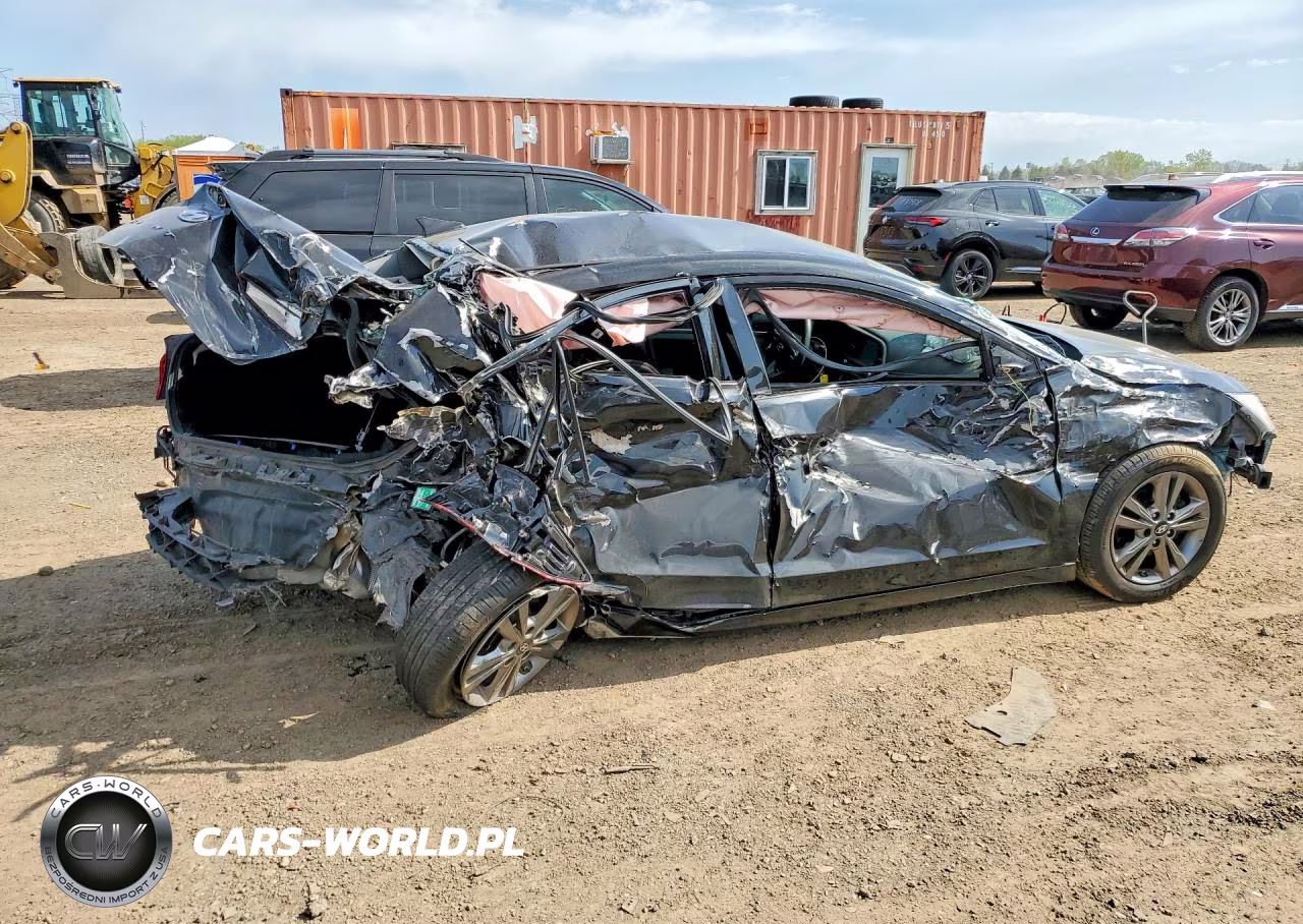 2019 Hyundai Elantra Sel VIN:5NPD84LF6KH404573 - 3