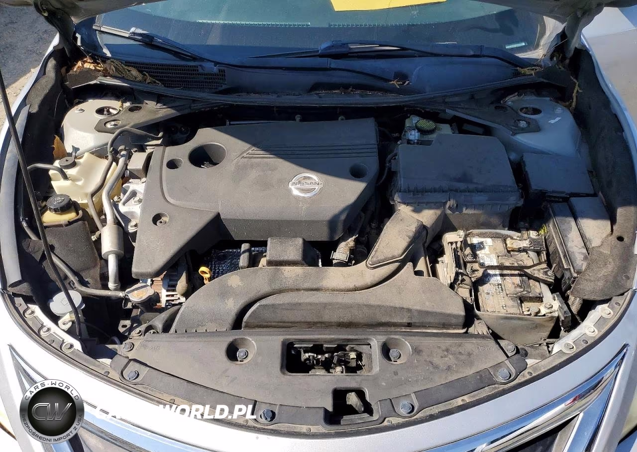 2014 Nissan Altima 2.5 S VIN:1N4AL3AP3EN366205 - 11