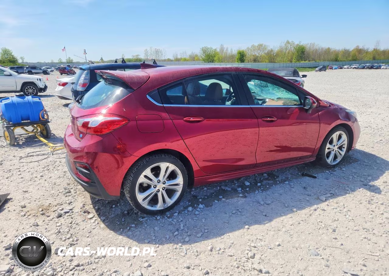 2018 Chevrolet Cruze Lt VIN:3G1BH6SE5JS508089 - 3