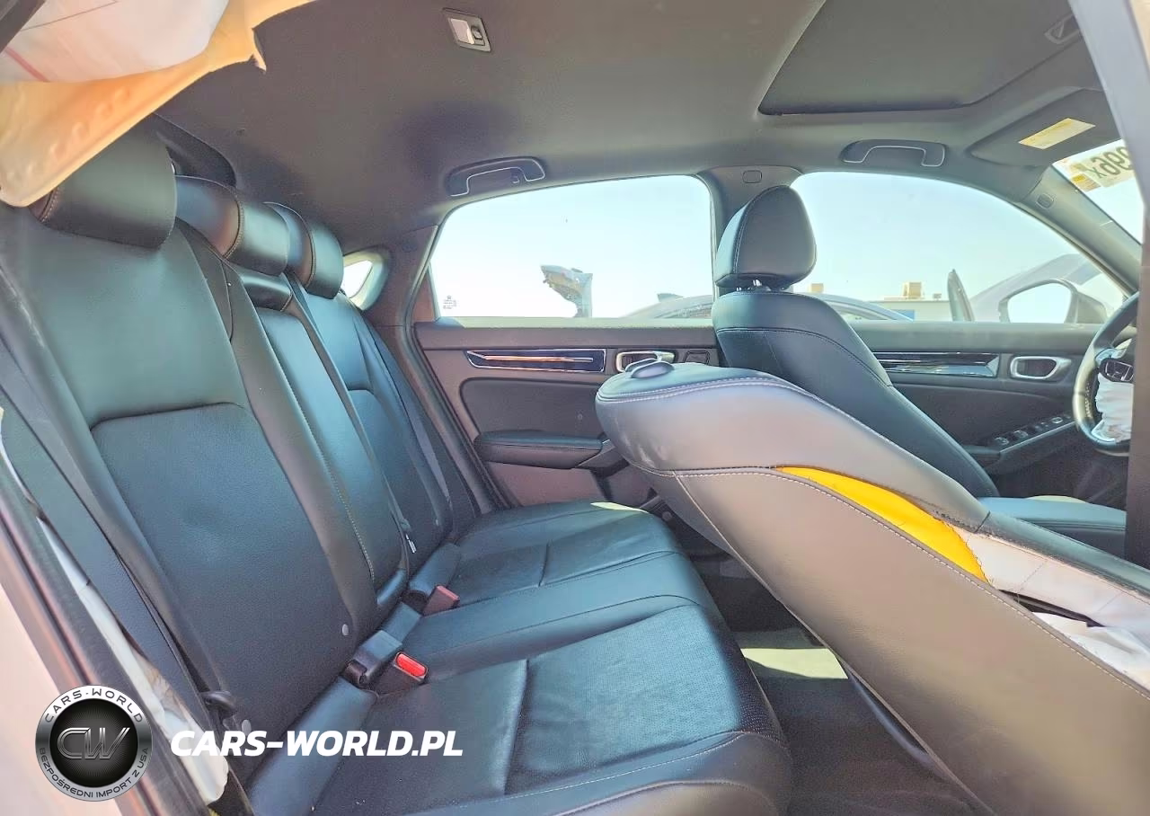 2023 Honda Civic Sport Touring VIN:19XFL1H81PE007879 - 10