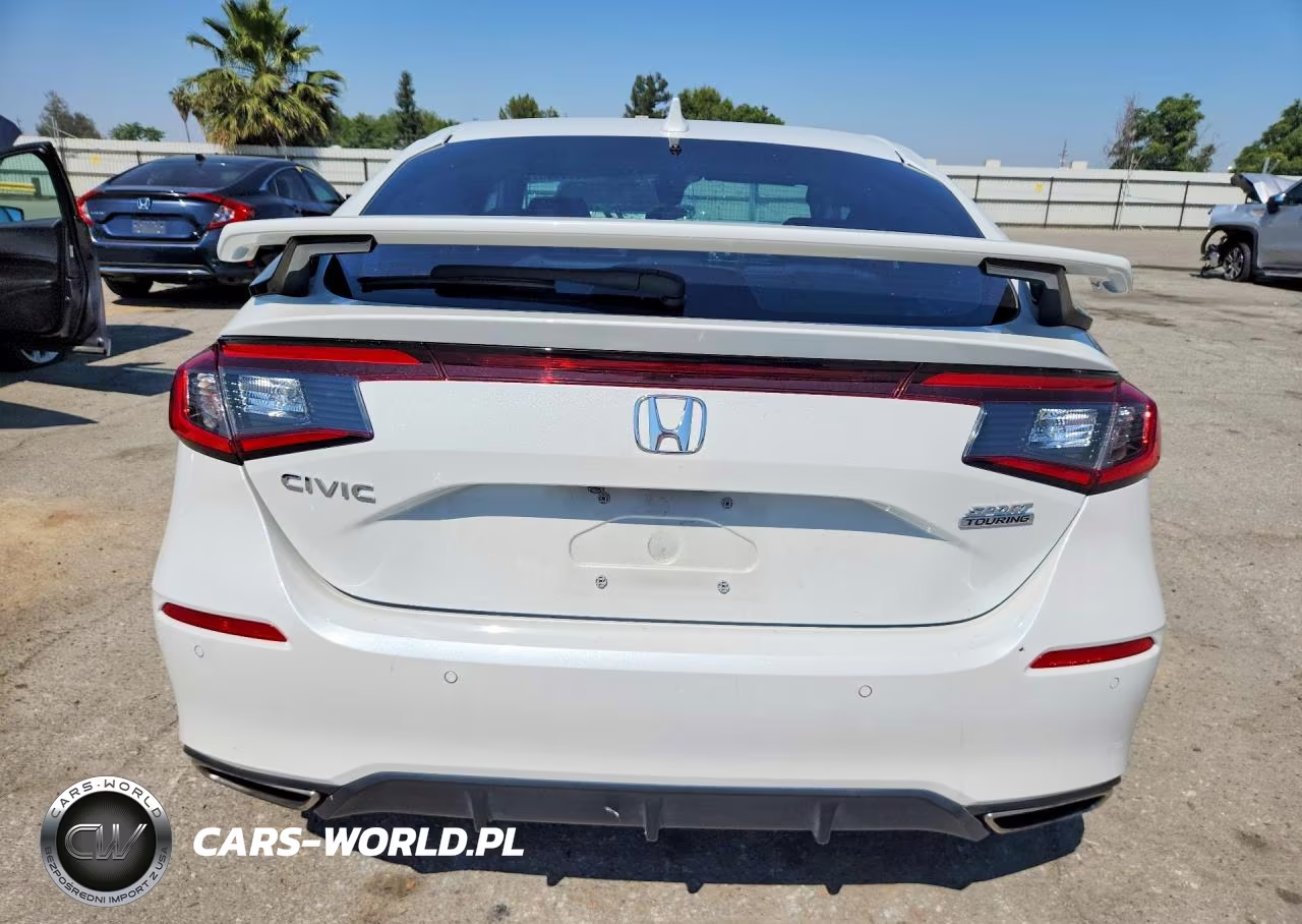 2023 Honda Civic Sport Touring VIN:19XFL1H81PE007879 - 6