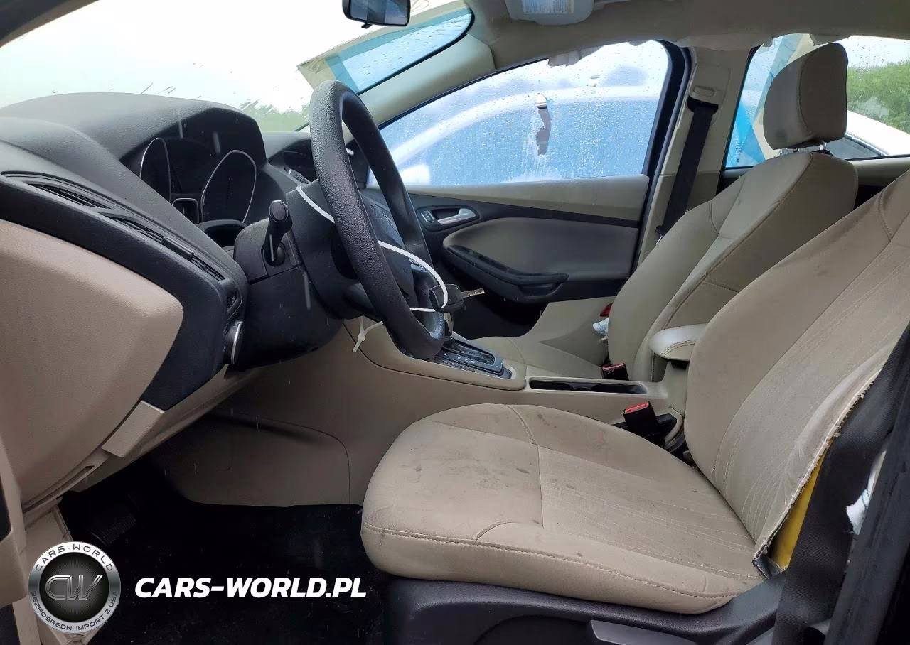 2017 Ford Focus Se VIN:1FADP3F28HL318181 - 7