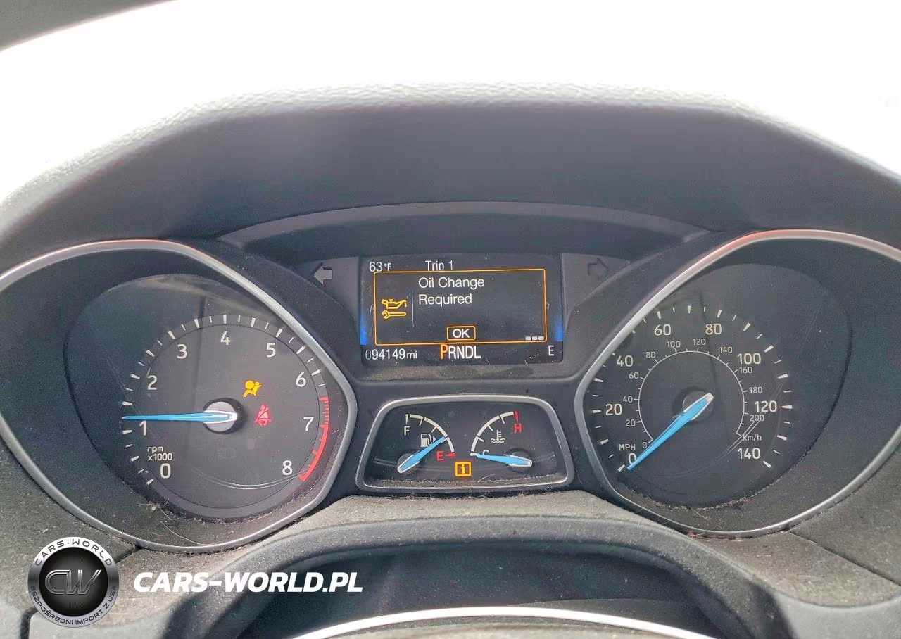 2017 Ford Focus Se VIN:1FADP3F28HL318181 - 9