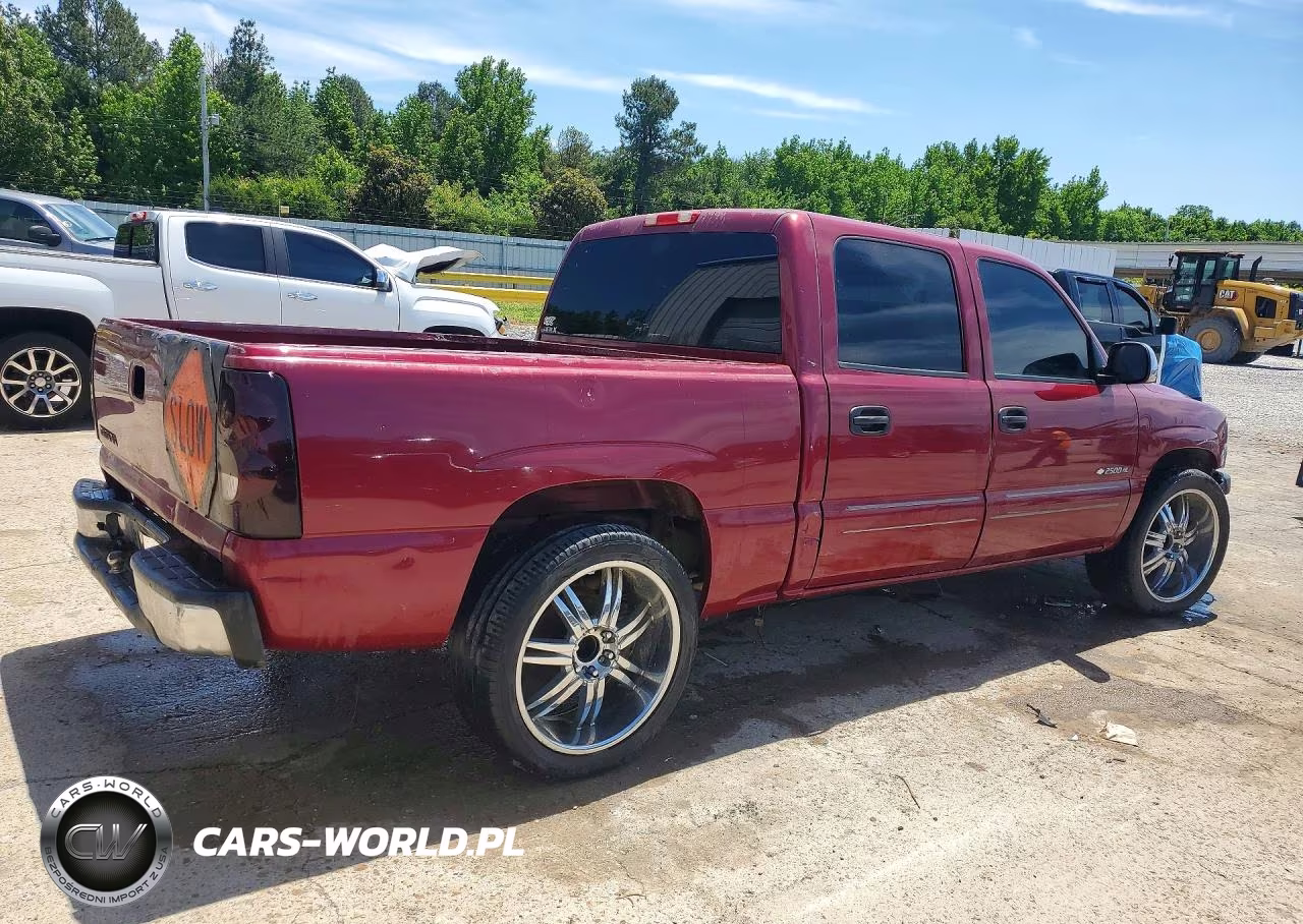 2005 GMC New Sierra C1500 VIN:2GTEC13T351240552 - 3