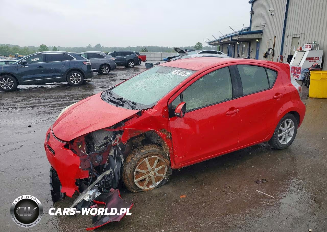 2013 Toyota Prius C Three