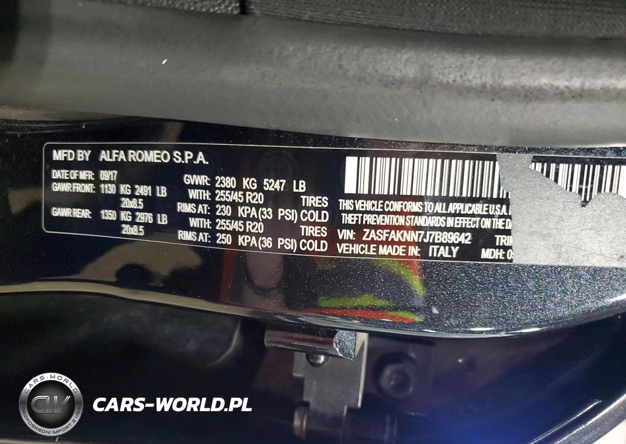 2018 Alfa Romeo Stelvio Ti Sport VIN:ZASFAKNN7J7B89642 - 14