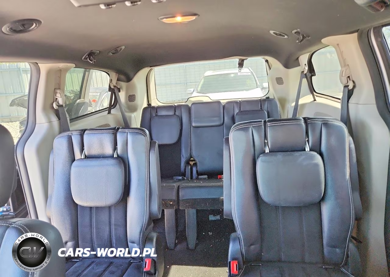 2018 Dodge Grand Caravan Sxt VIN:2C4RDGCG3JR206174 - 10