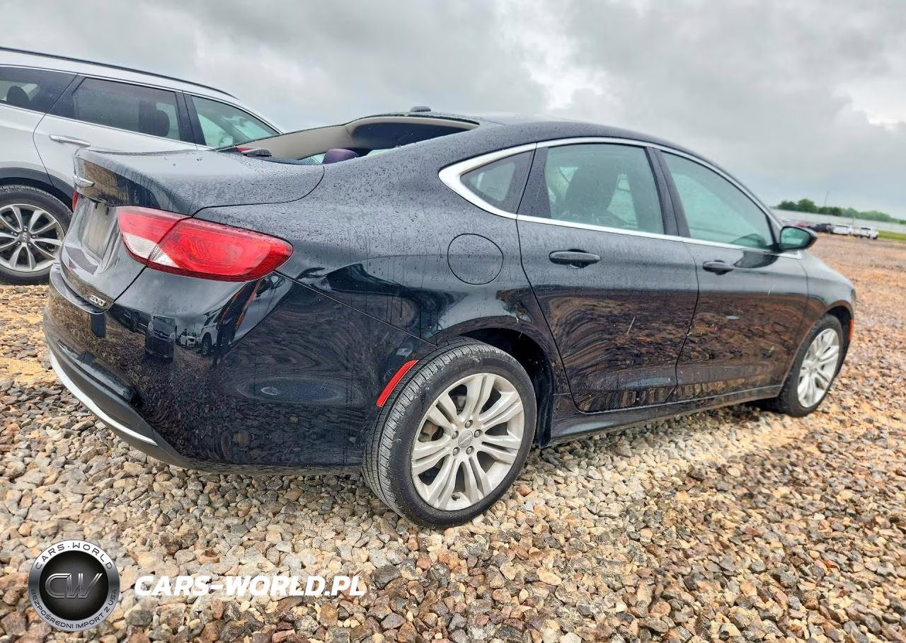 2015 Chrysler 200 Limited VIN:1C3CCCAB0FN536369 - 3