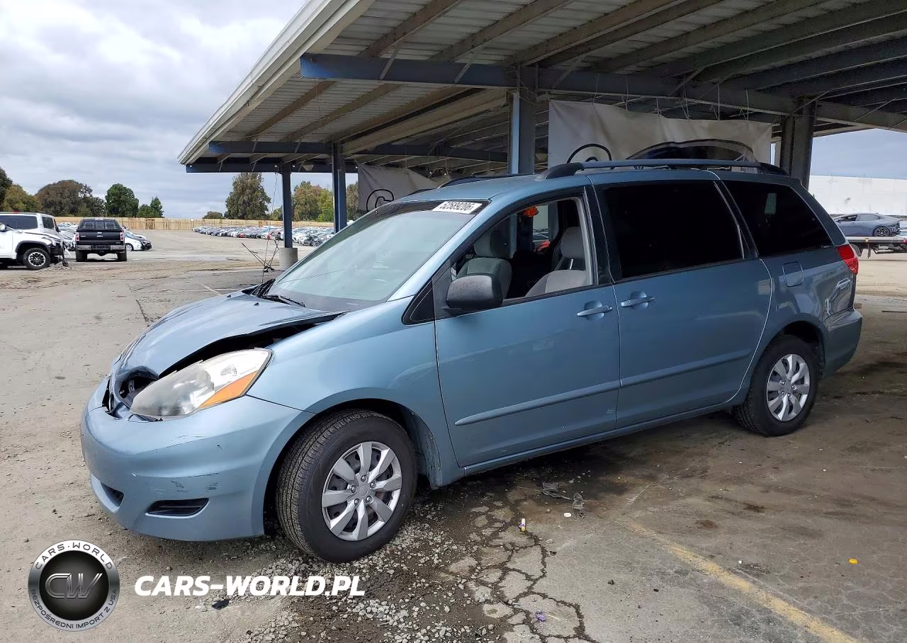 2008 Toyota Sienna Le 7-Passenger