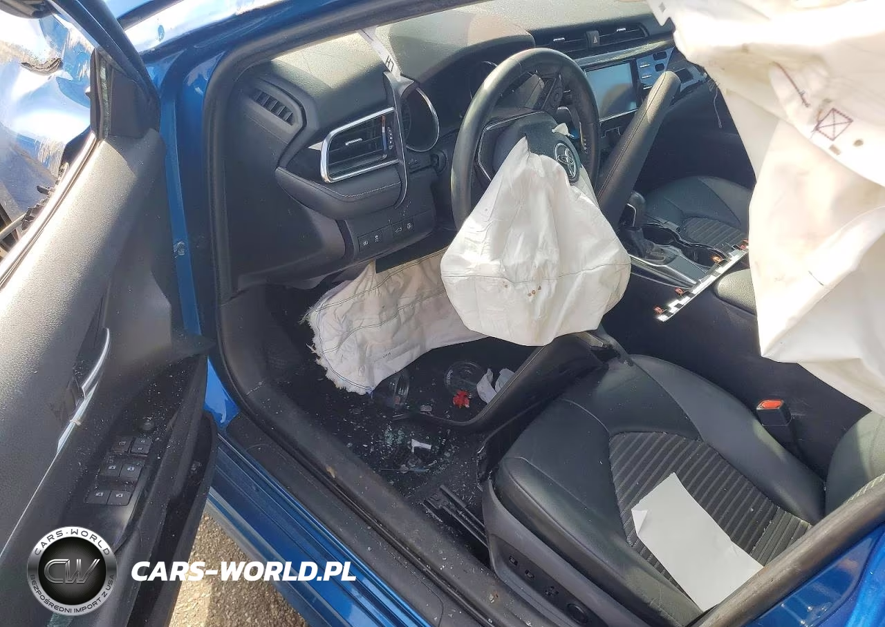 2018 Toyota Camry Se VIN:4T1B11HK3JU123086 - 8