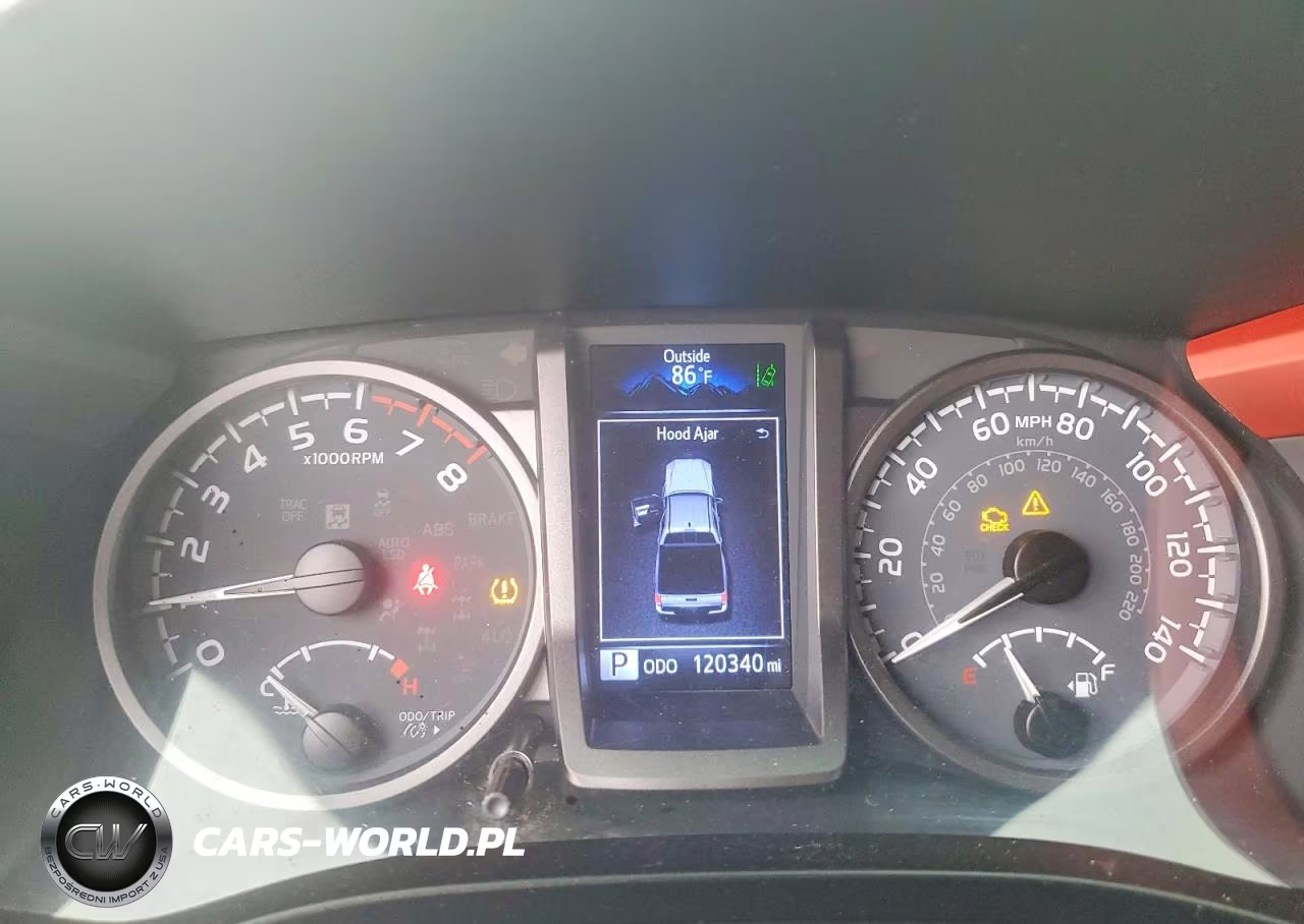 2020 Toyota Tacoma Double Cab VIN:5TFAZ5CN0LX093533 - 9