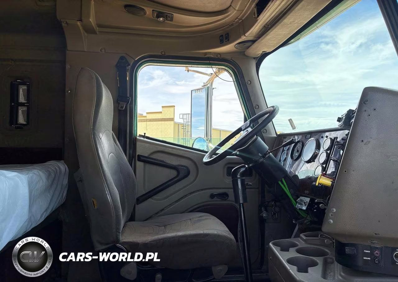 2007 International 9900 9900I VIN:2HSCHAPR47C449093 - 5