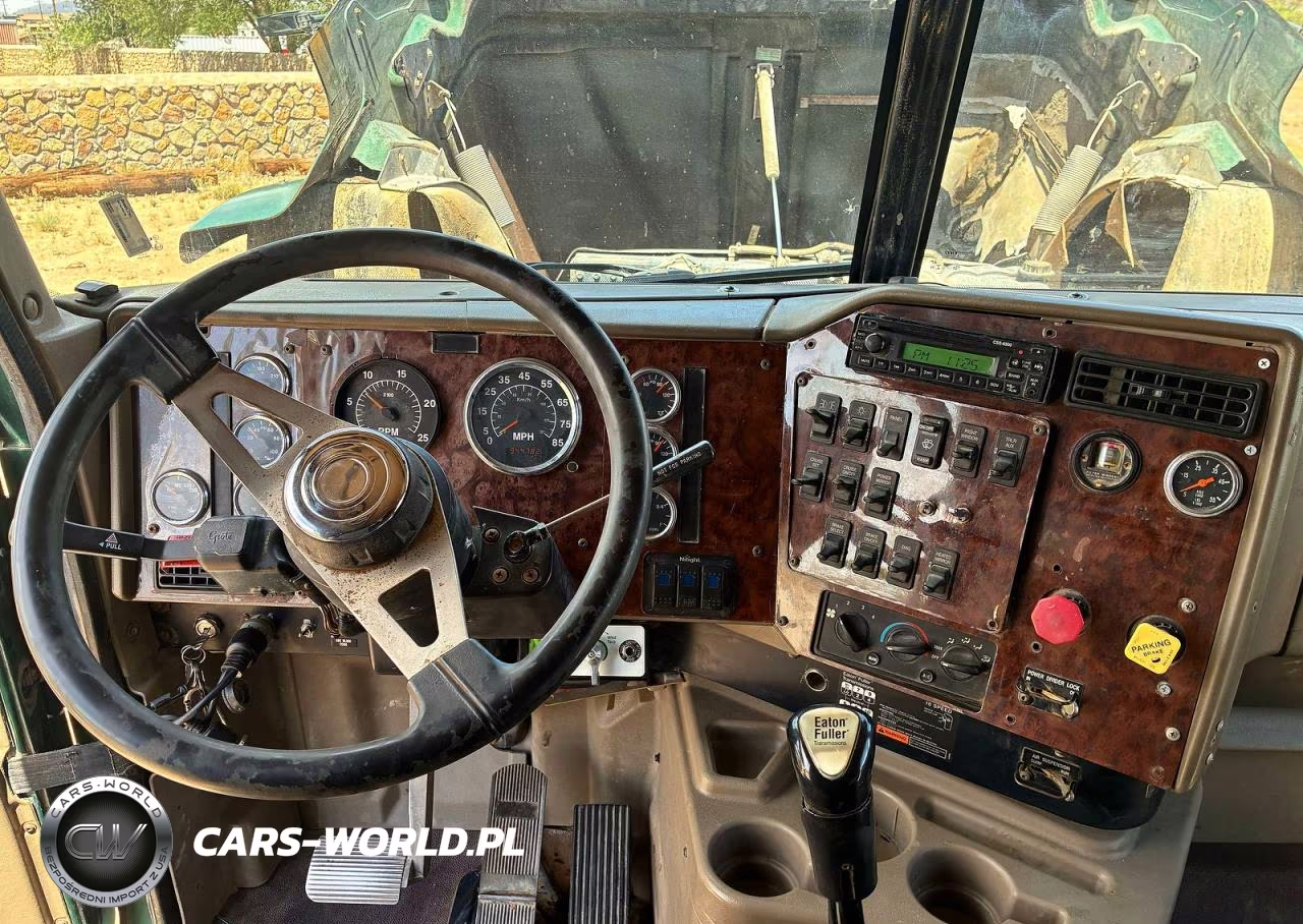 2007 International 9900 9900I VIN:2HSCHAPR47C449093 - 9