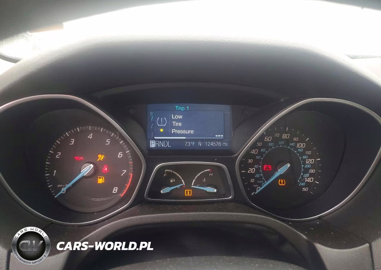 2012 Ford Focus Se VIN:1FAHP3F23CL384728 - 9