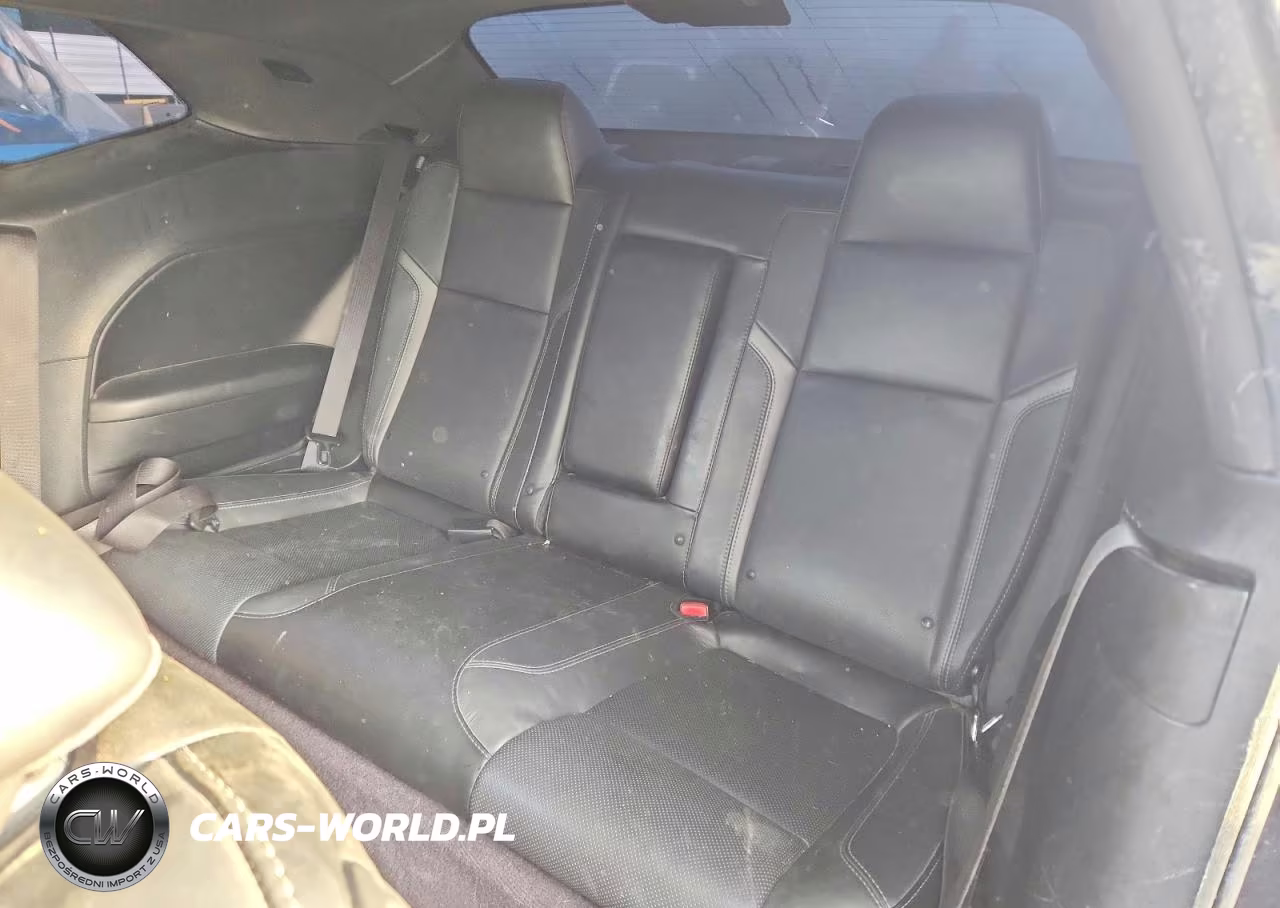 2018 Dodge Challenger Sxt VIN:2C3CDZAG5JH333863 - 10