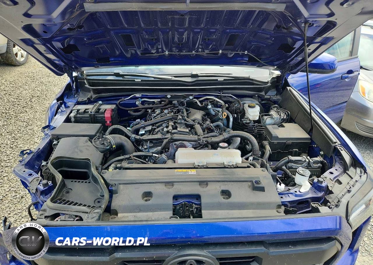 2025 Toyota Tacoma Trd Sport VIN:3TMLB5JN5SM097744 - 11