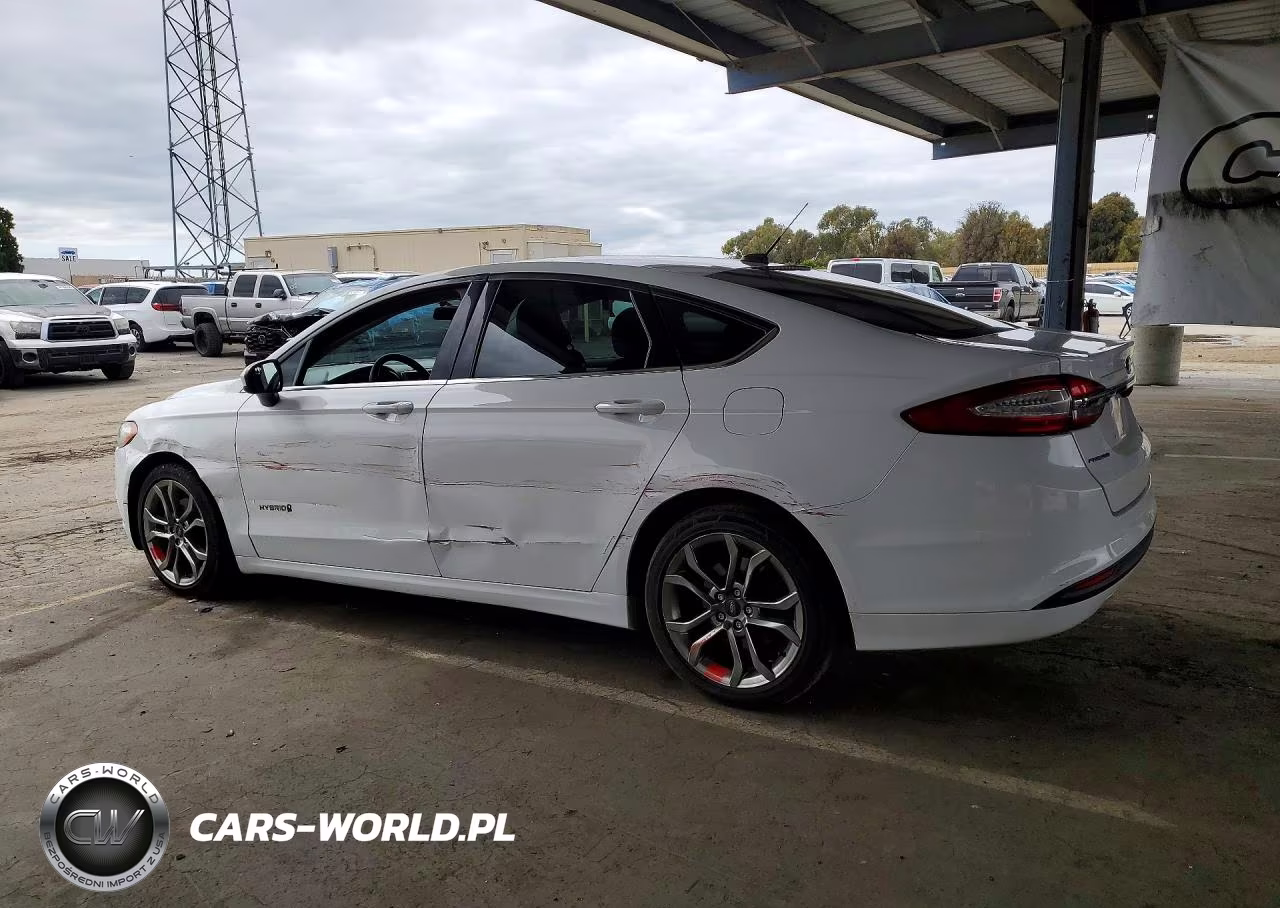 2018 Ford Fusion Se Hybrid VIN:3FA6P0LU1JR129182 - 2