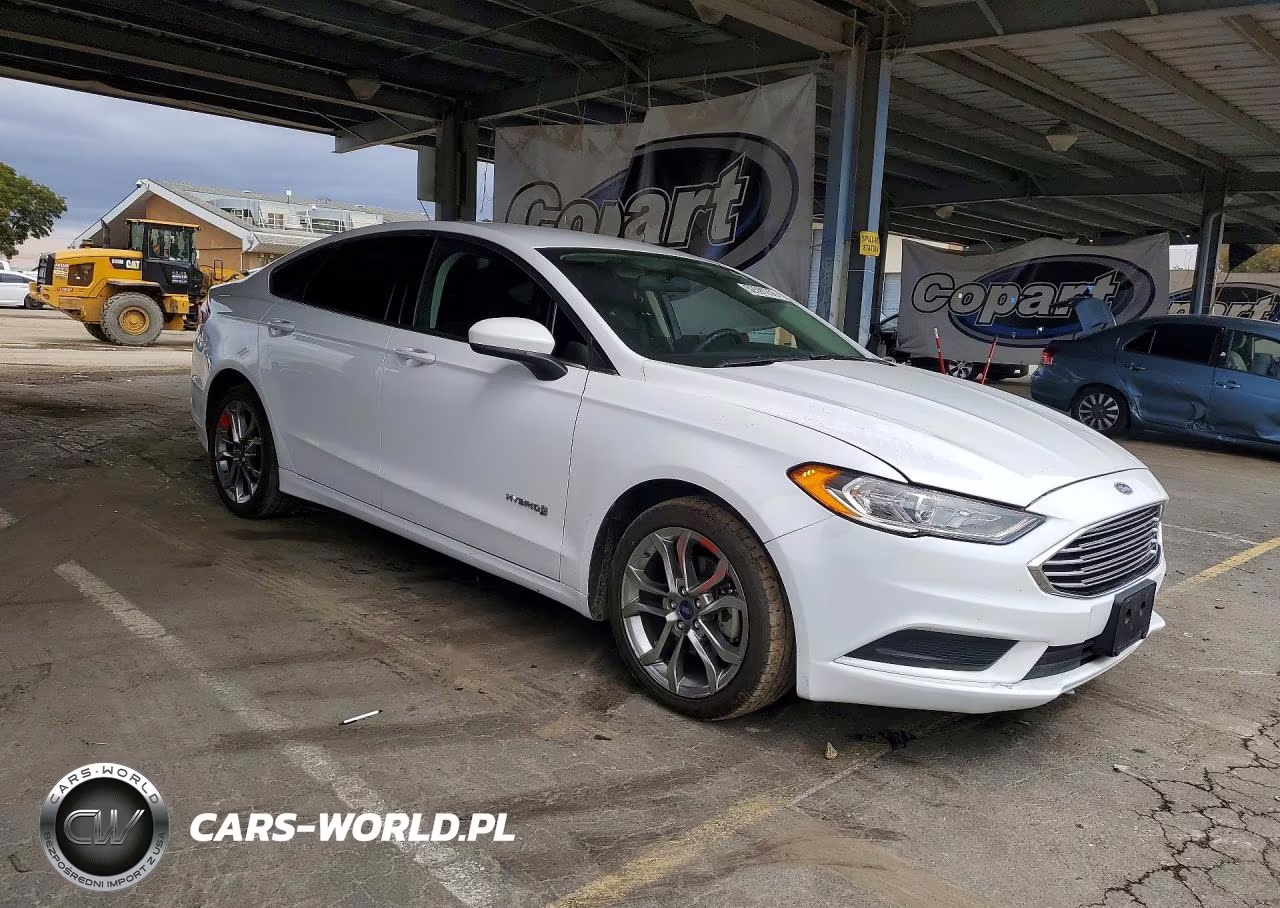 2018 Ford Fusion Se Hybrid VIN:3FA6P0LU1JR129182 - 4