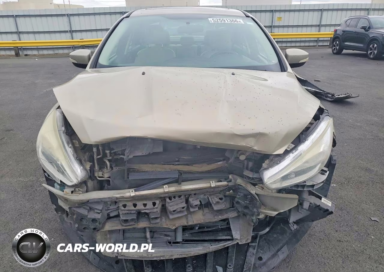2017 Ford Focus Titanium VIN:1FADP3J26HL287830 - 5
