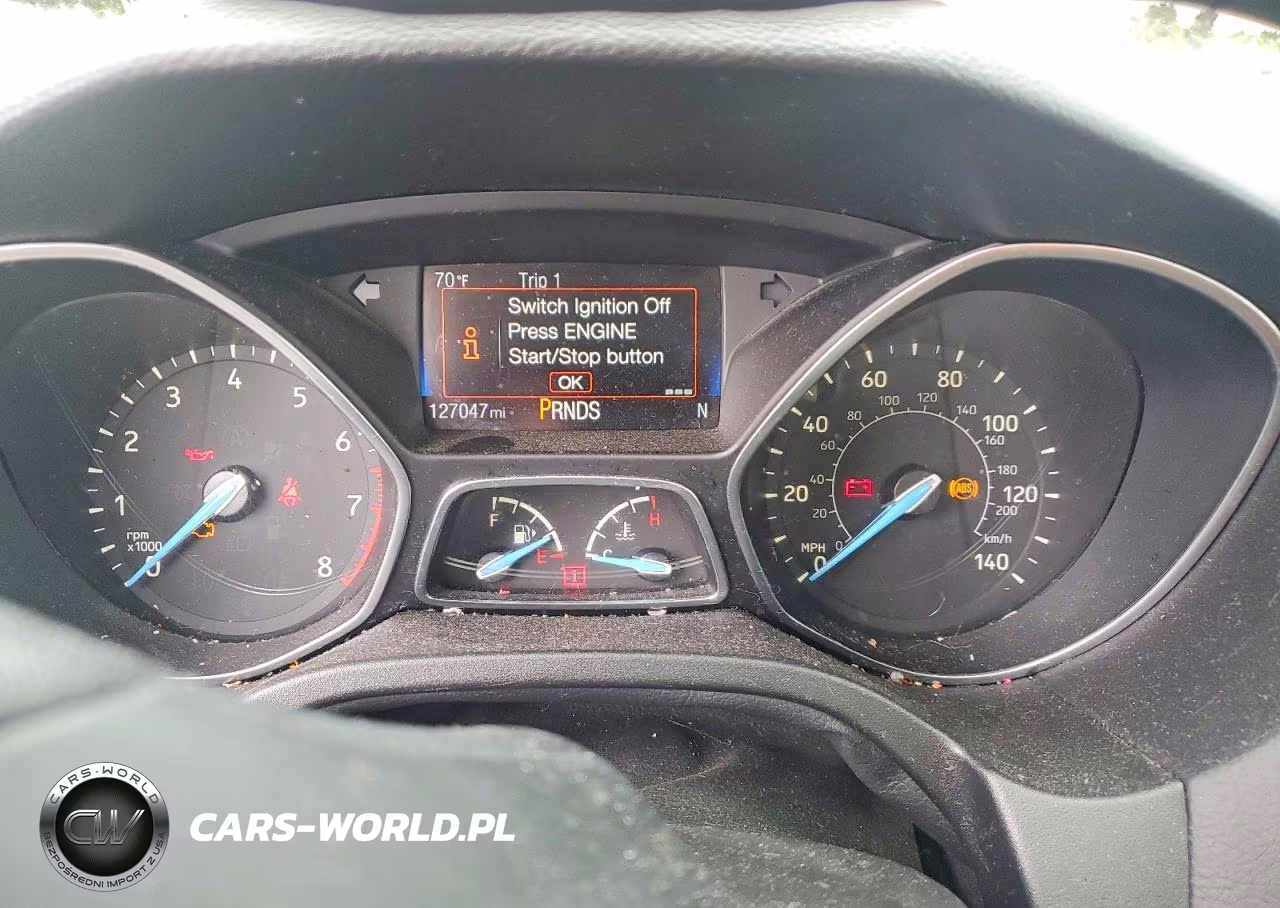2017 Ford Focus Titanium VIN:1FADP3J26HL287830 - 9