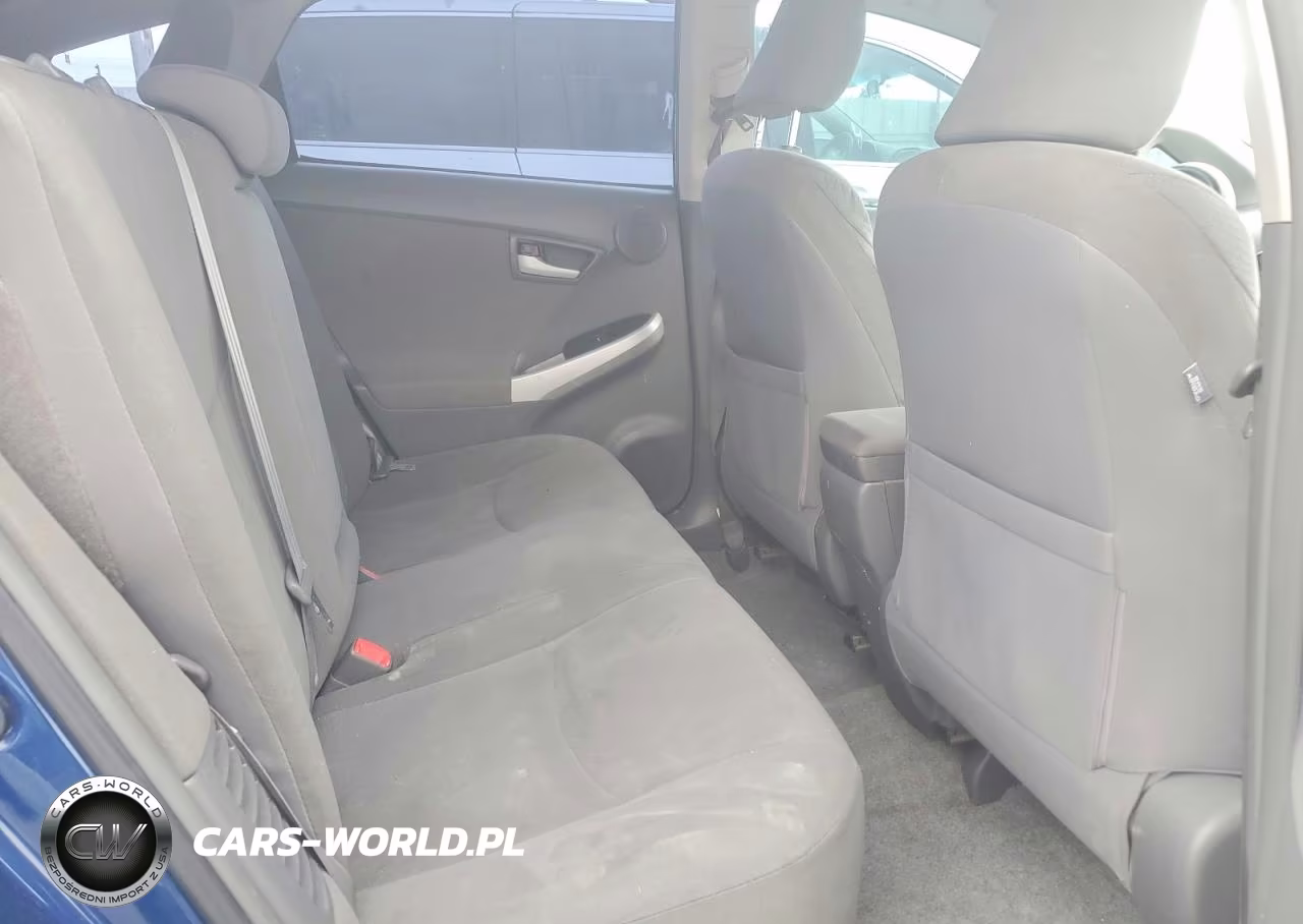 2011 Toyota Prius Three VIN:JTDKN3DU3B1330429 - 10
