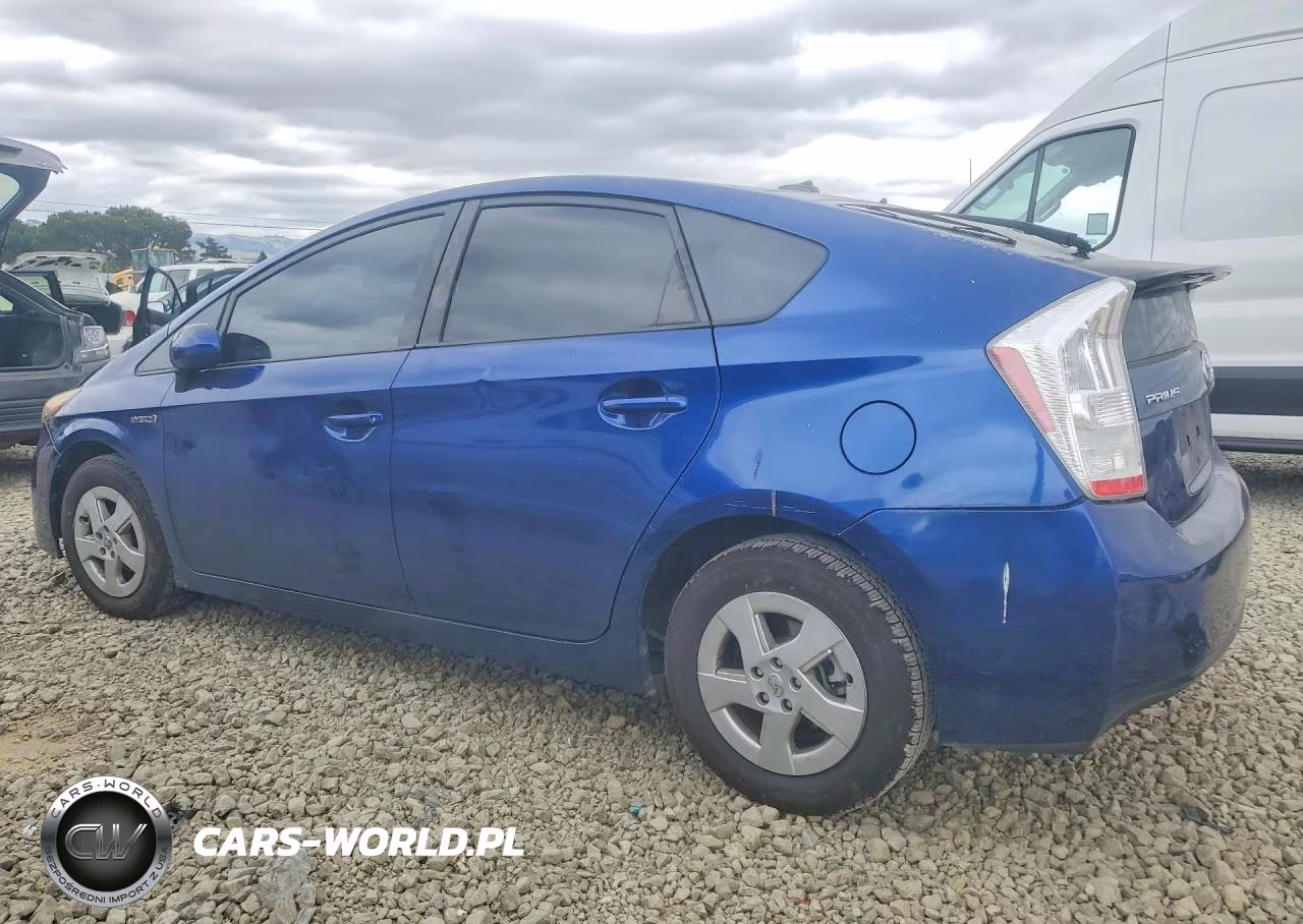 2011 Toyota Prius Three VIN:JTDKN3DU3B1330429 - 2