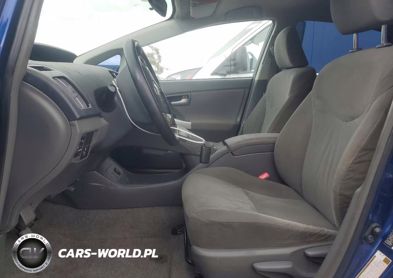 2011 Toyota Prius Three VIN:JTDKN3DU3B1330429 - 7