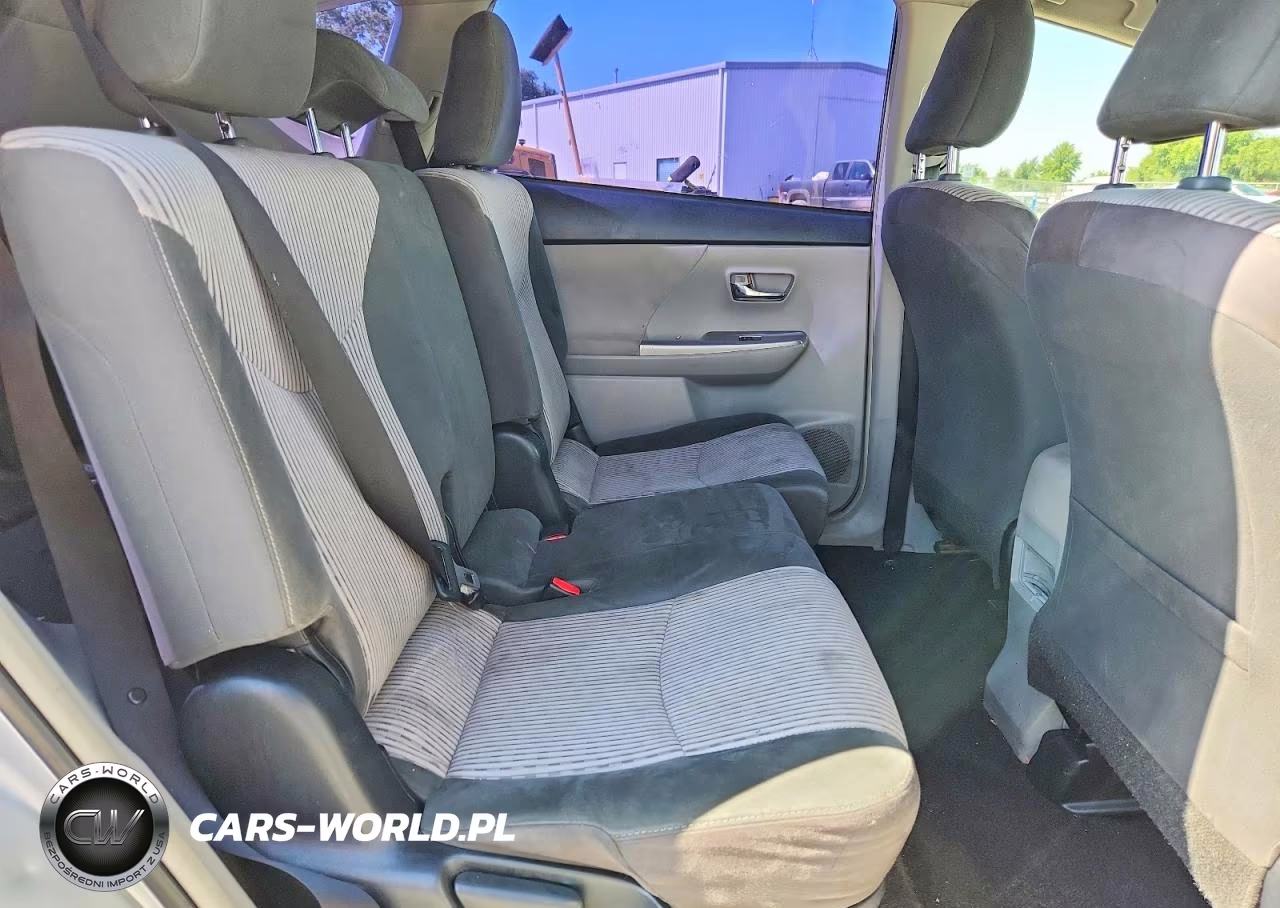 2017 Toyota Prius V Two VIN:JTDZN3EU5HJ064823 - 10