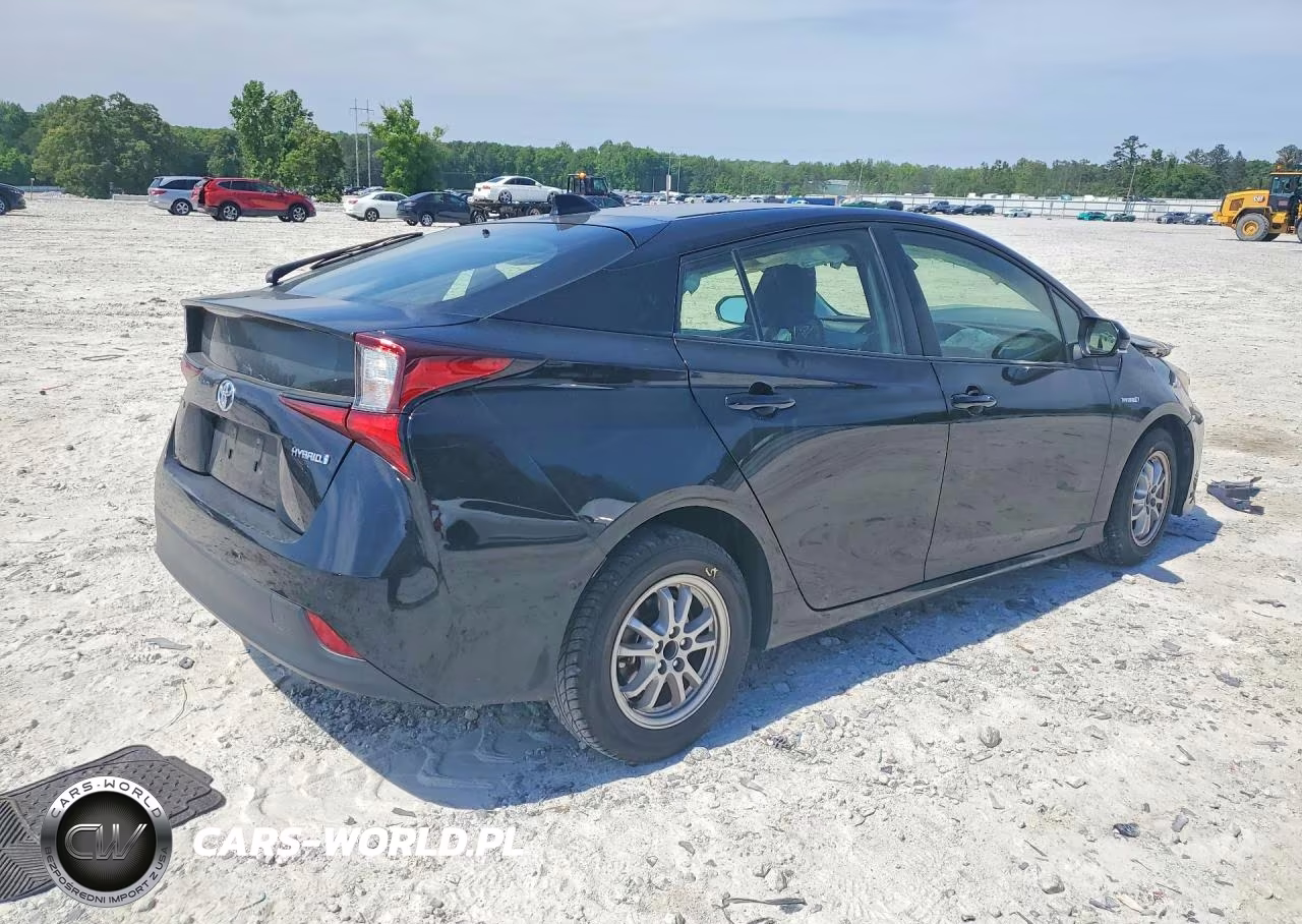 2021 Toyota Prius Le VIN:JTDKAMFU0M3148824 - 3