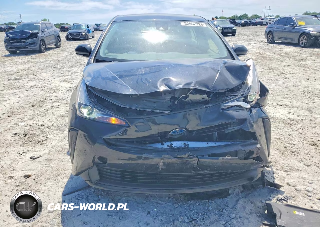 2021 Toyota Prius Le VIN:JTDKAMFU0M3148824 - 5