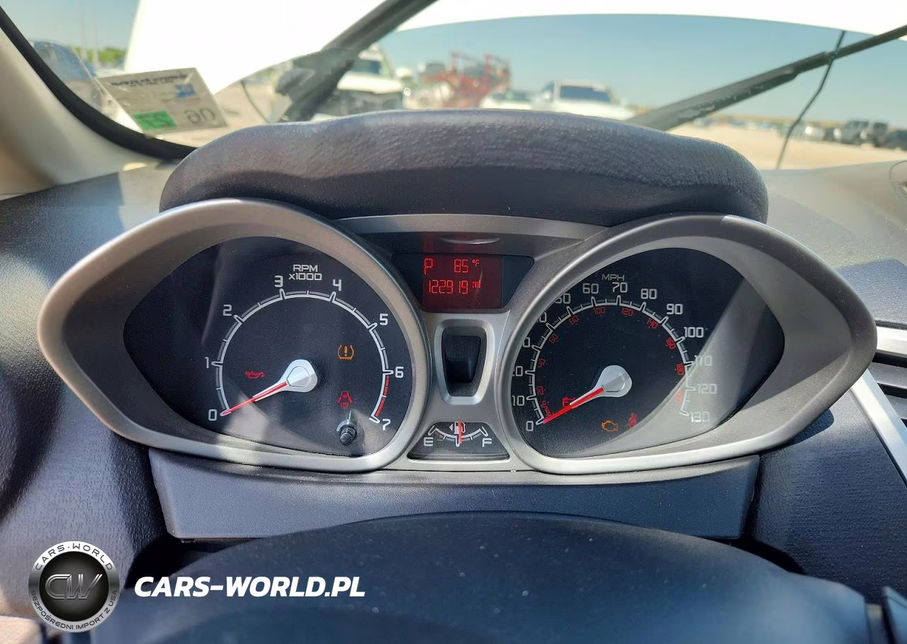 2011 Ford Fiesta Se VIN:3FADP4BJ6BM113385 - 9