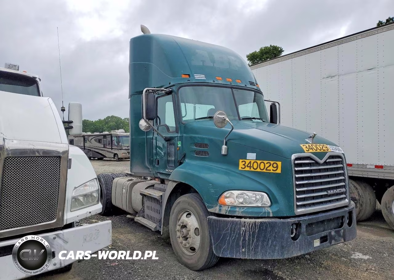 2015 Mack 600 Cxu600