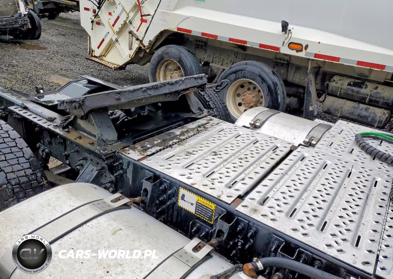 2017 Mack 600 Cxu600 VIN:1M1AW01XXHM009355 - 6