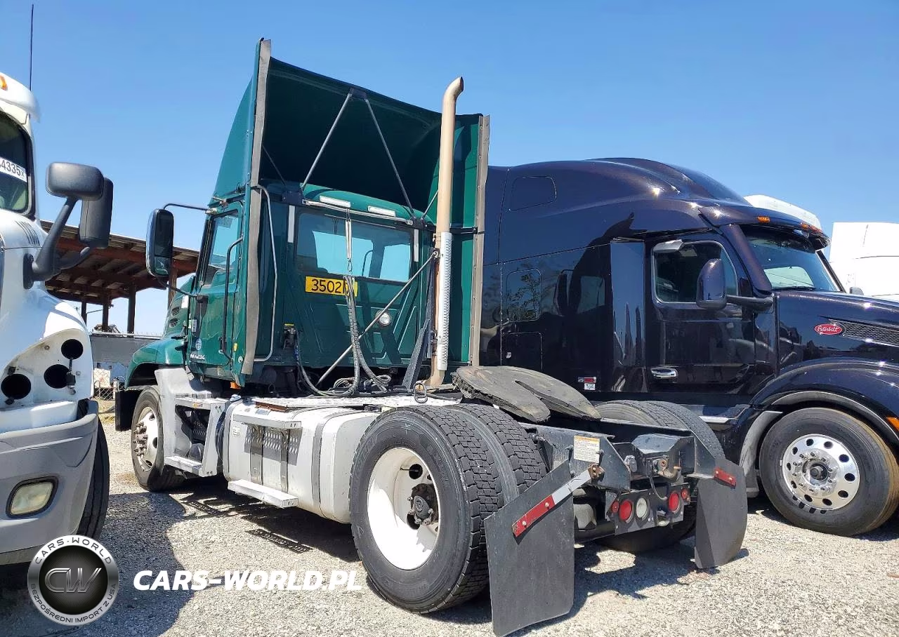2016 Mack Cxu612 Semi Truck VIN:1M1AW01X5GM008452 - 3