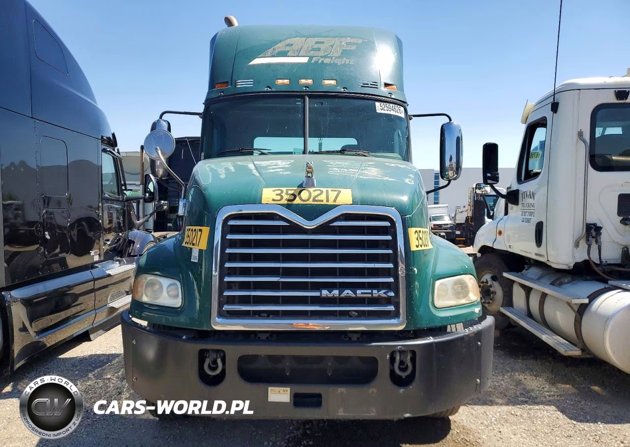 2016 Mack Cxu612 Semi Truck VIN:1M1AW01X5GM008452 - 9