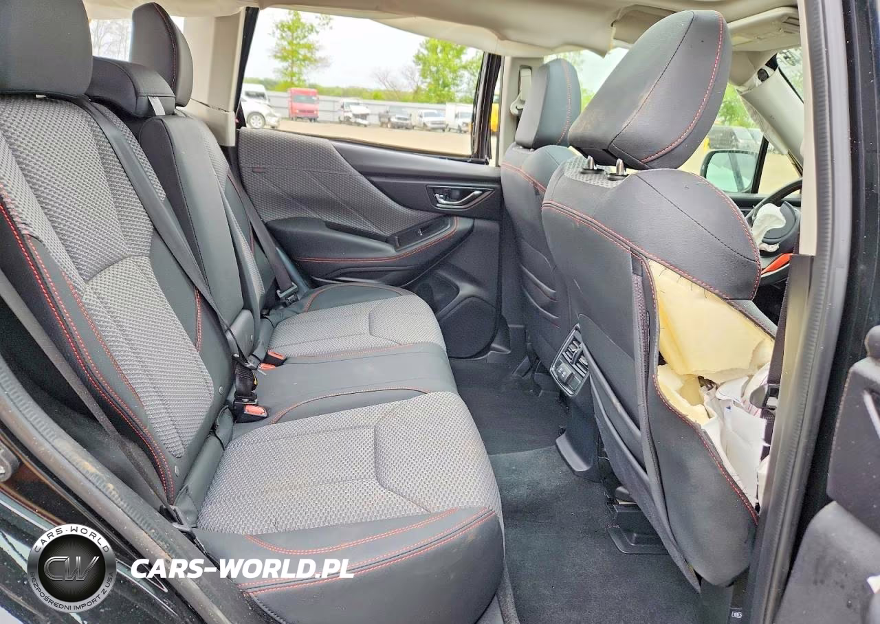 2022 Subaru Forester Sport VIN:JF2SKAJC6NH490438 - 10