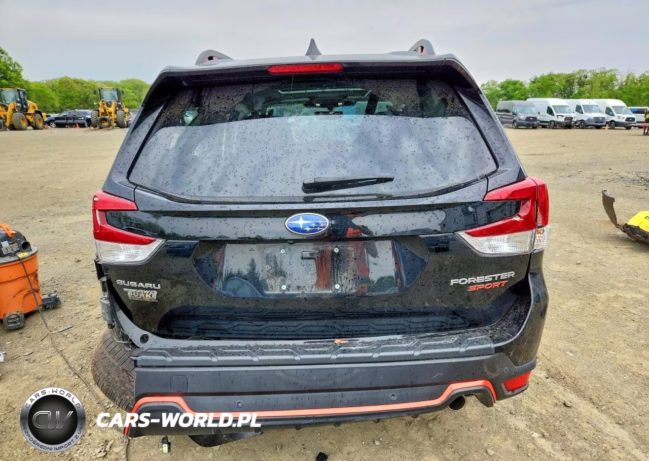 2022 Subaru Forester Sport VIN:JF2SKAJC6NH490438 - 6