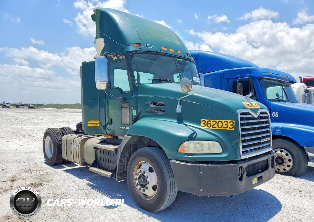 2017 Mack 600 Cxu600 – zdjęcie 1 z 10