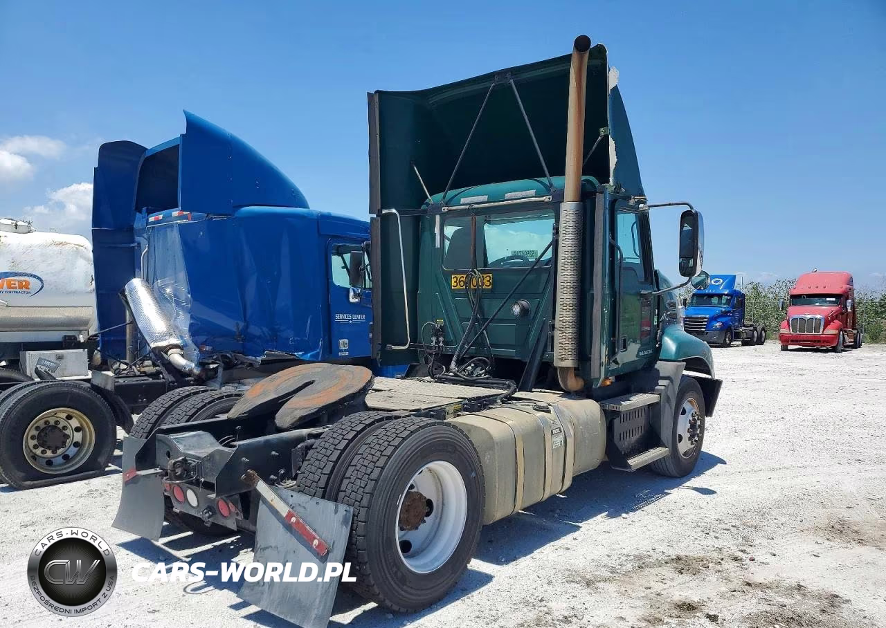 2017 Mack 600 Cxu600 VIN:1M1AW01XXHM009341 - 4