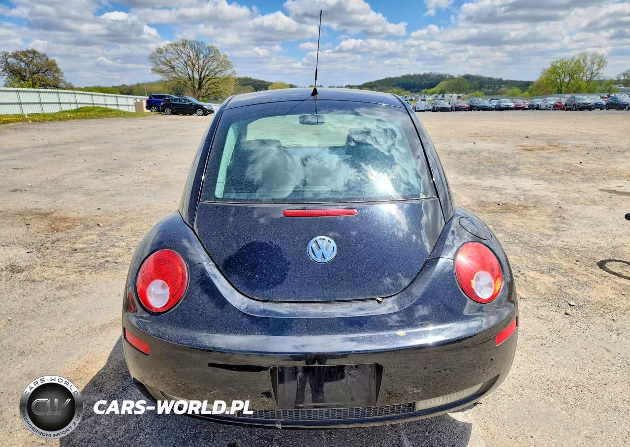2010 Volkswagen New Beetle VIN:3VWPG3AG6AM018845 - 6
