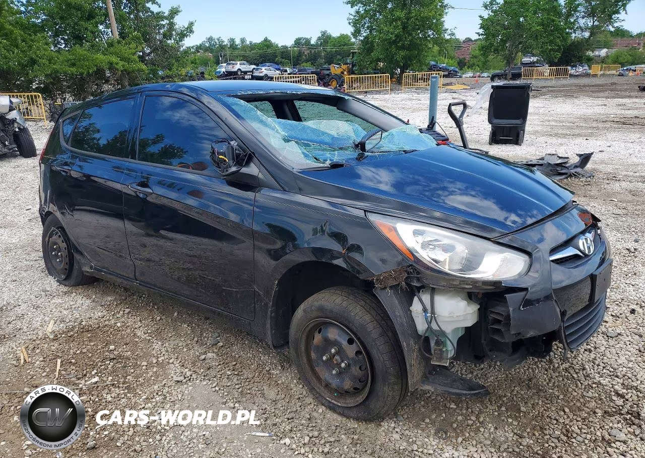 2013 Hyundai Accent Gs VIN:KMHCT5AE7DU086994 - 4