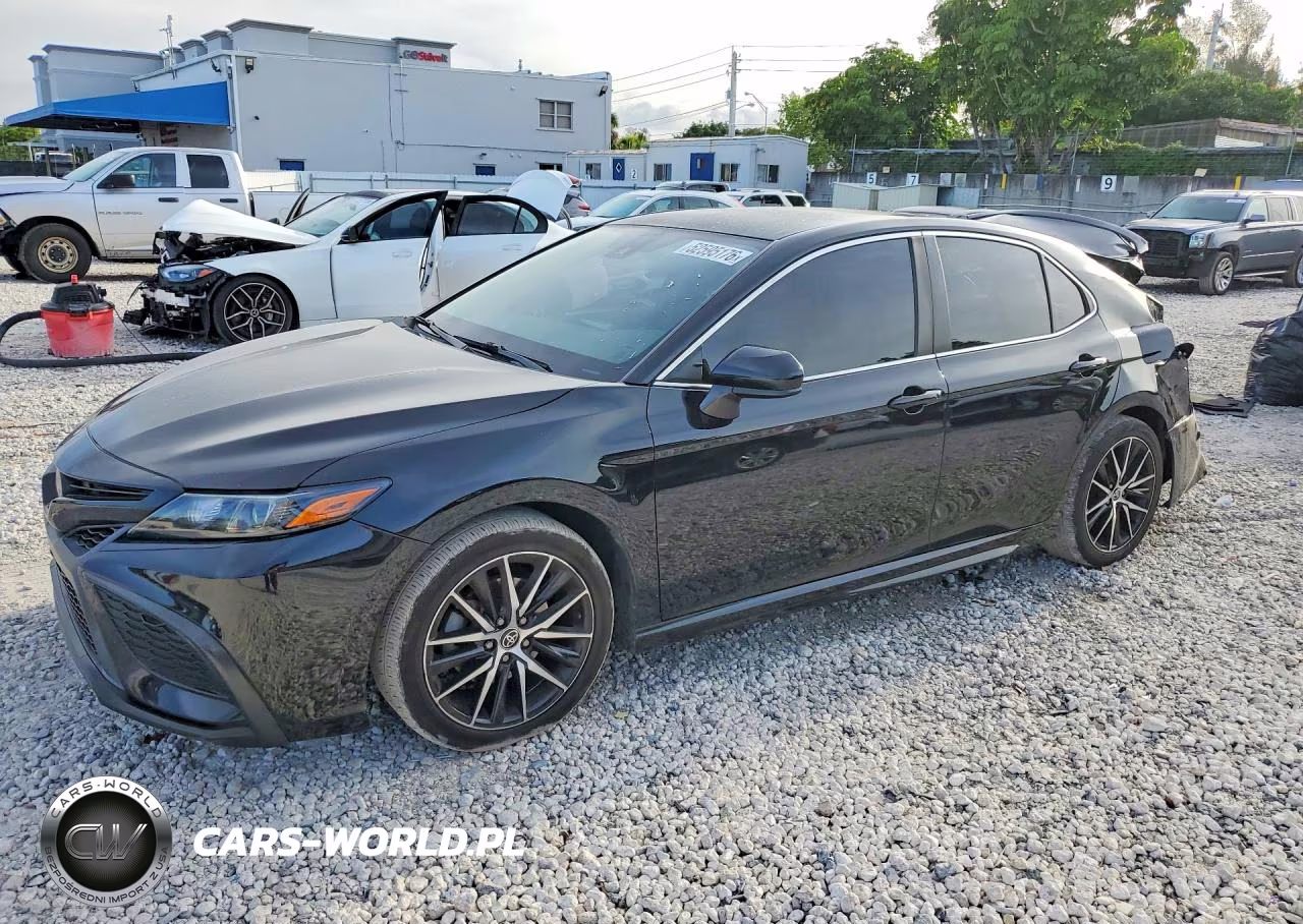 2021 Toyota Camry Se – zdjęcie 1 z 12