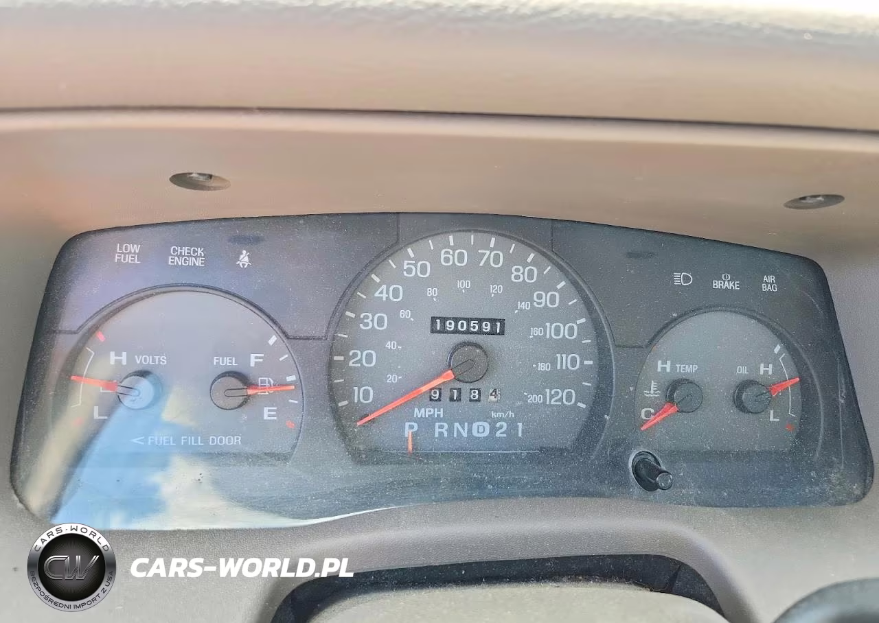 2000 Merc Grand Marquis VIN:2MEFM74W9YX603014 - 9