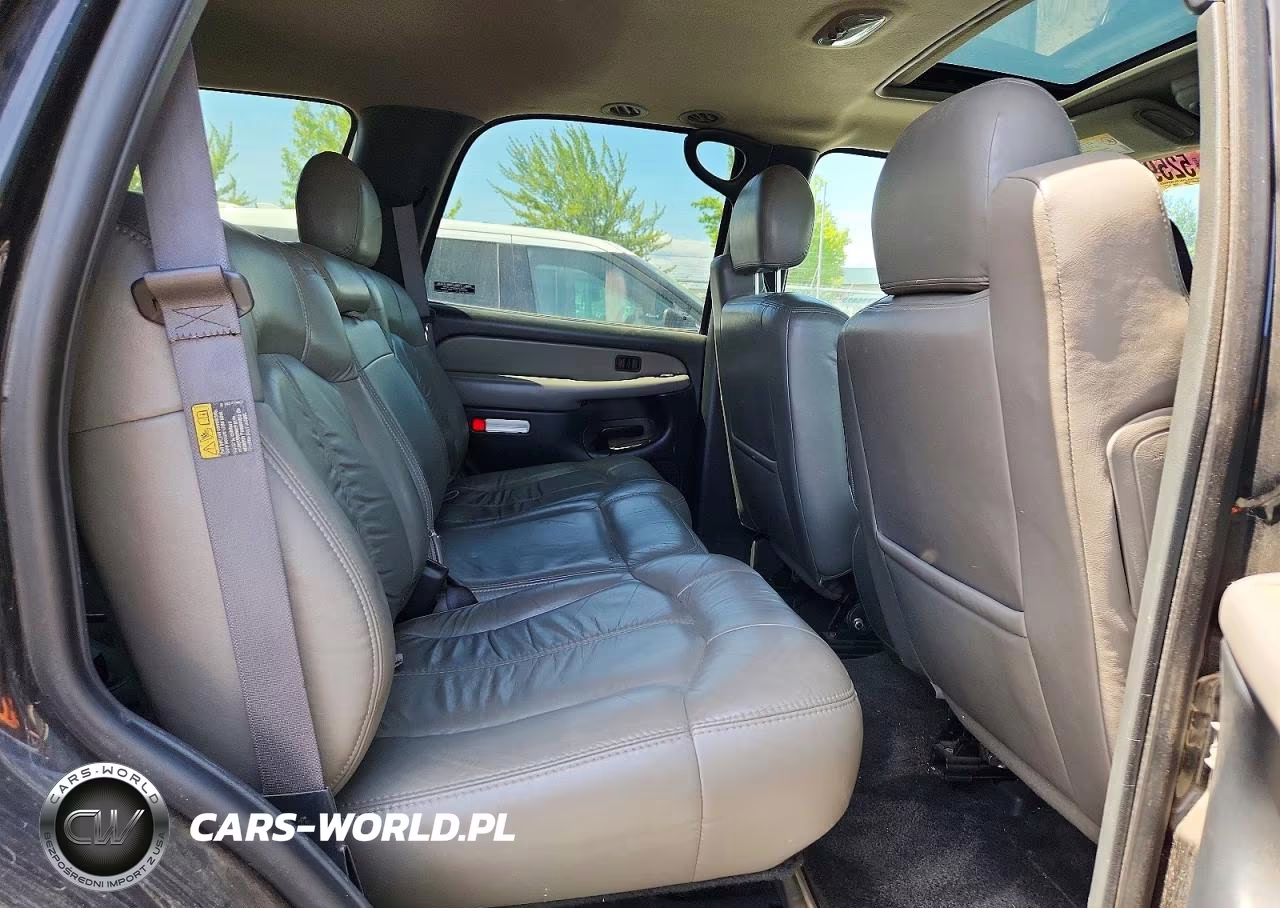 2002 Chevrolet Tahoe K1500 VIN:1GNEK13Z72R216868 - 11